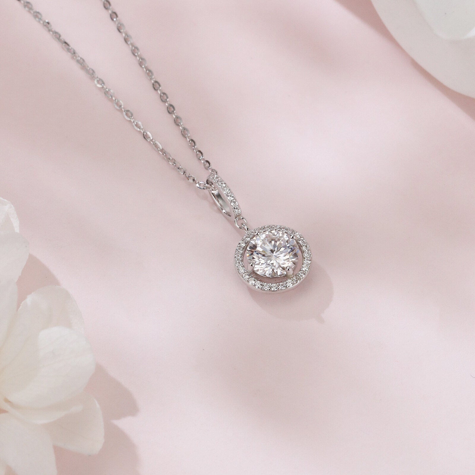 Moissanite Halo Solitaire Necklace – moissanite necklace, craftsmanship detail