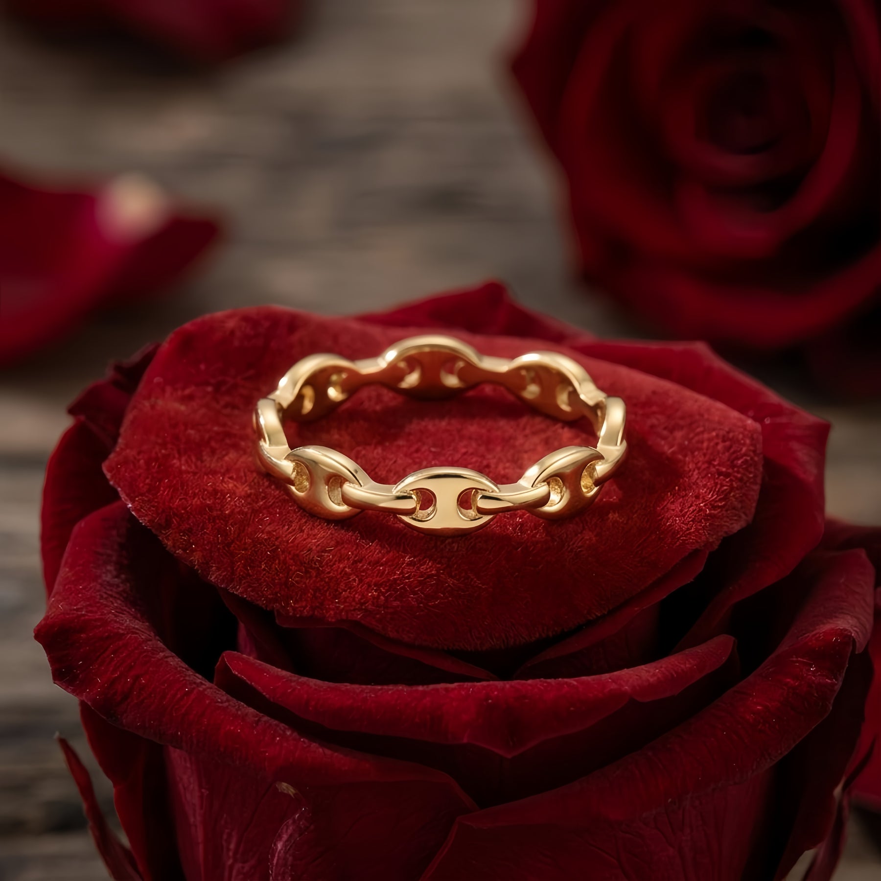 Gold Chain Ring with Moon Phase Cutouts – sterling silver ring, front view