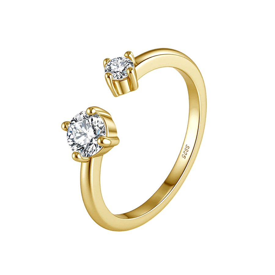 Heart-Shaped CZ Ring in Gold – zircon ring, front view