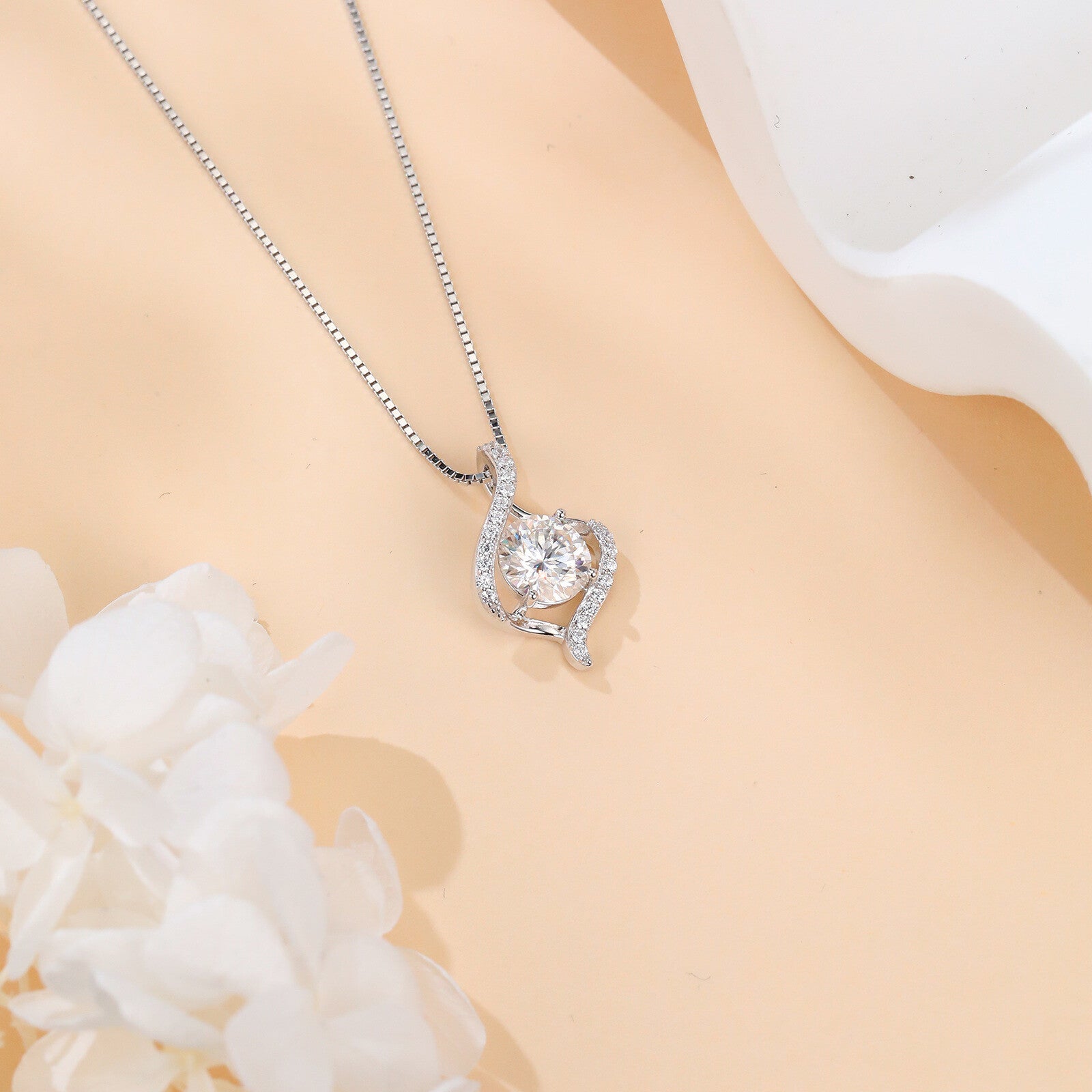 Twisted Moissanite Pendant Necklace – moissanite necklace, styling detail