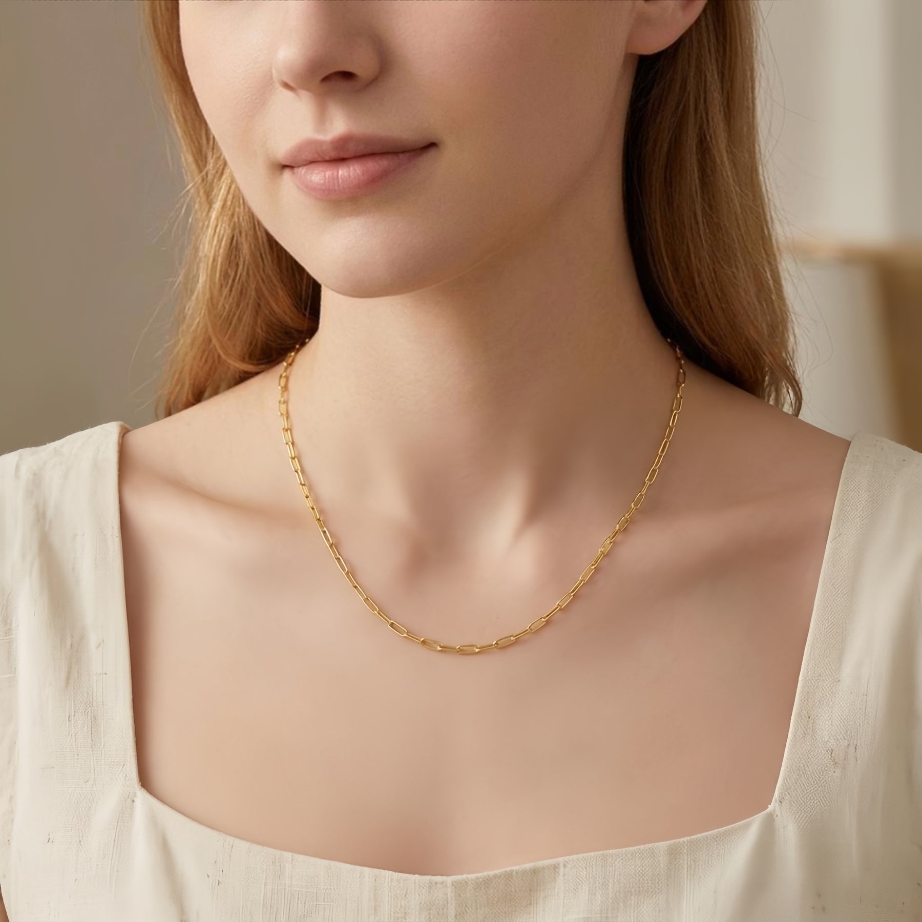 Gold Paperclip Chain Necklace – gold-plated necklace, side detail