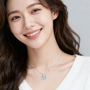 Solitaire Moissanite V-Chain Necklace – moissanite necklace, close-up