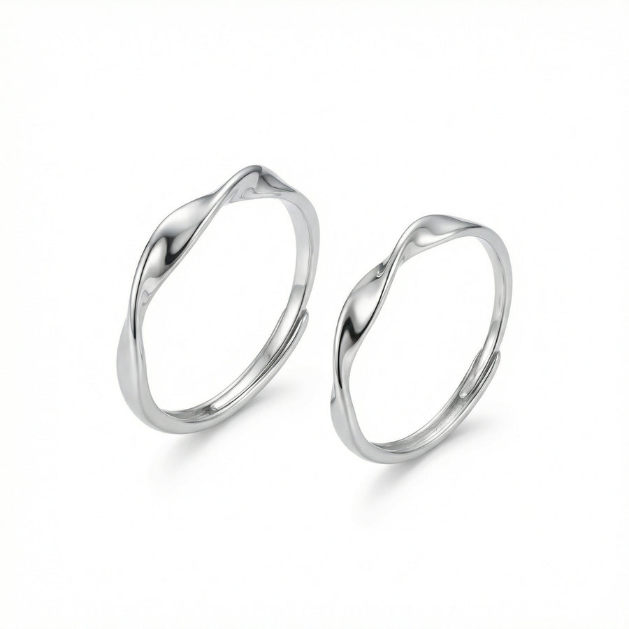 Möbius Twist Couple Rings – sterling silver ring, front view
