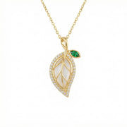 Leaf-Inspired Emerald Pendant Necklace – emerald necklace, side detail