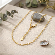 Gold Paperclip Chain Necklace – gold-plated necklace, close-up